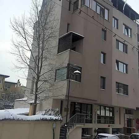 Aparthotel Azza 3*