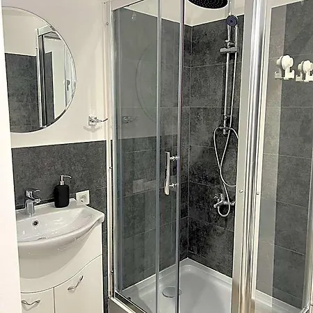 Azza Aparthotel