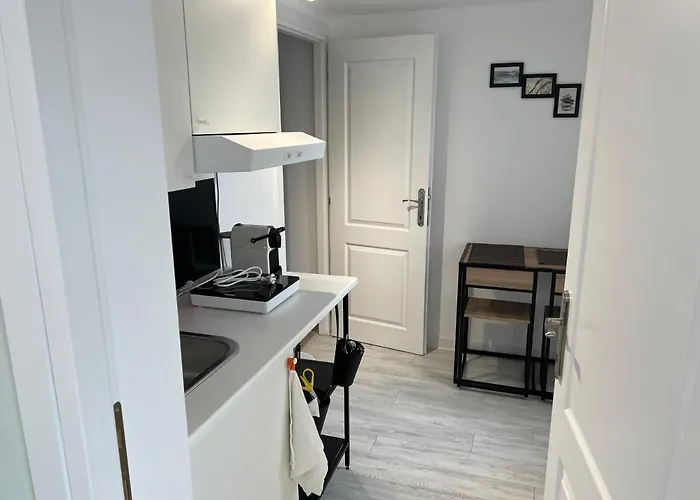 Aparthotel Azza 3*