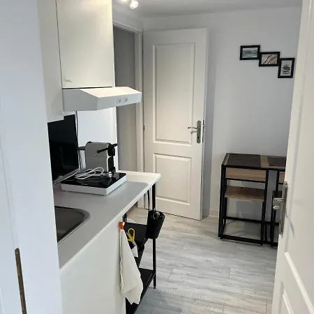 Hotel de apartamente Azza 4*